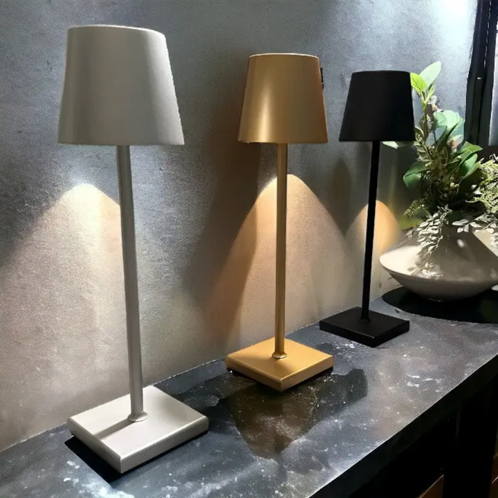 "Moderne kabellose LED Tischlampe im nordischen Stil, wiederaufladbar, dimmbar, Wetterfest, ideal für Innen- und Außenbereich