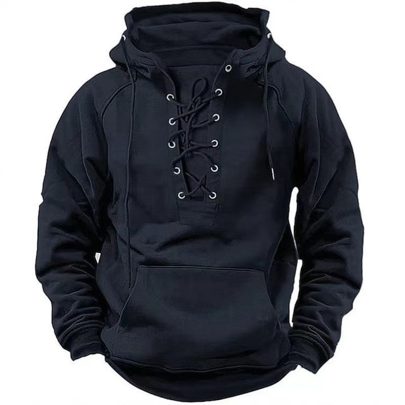 Detailansicht Herren Kapuzenpullover. Verstellbare Kapuze und praktische Kängurutasche für maximalen Komfort.