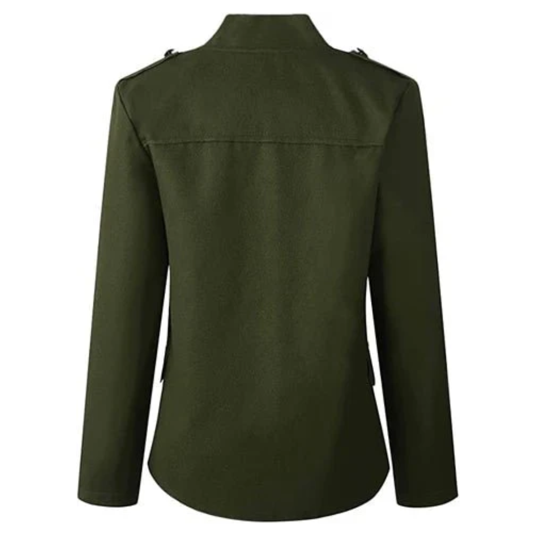 Vielseitige Damen Kurzjacke für den Anlass oder Alltag, mit Knöpfen und modischem Schnitt.