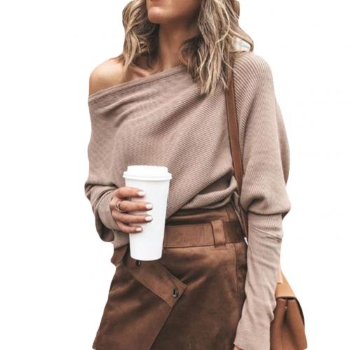 Eleganter Damenpullover mit Rundhalsausschnitt, perfekter Begleiter für stilvolle Herbsttage. Casual & schick.