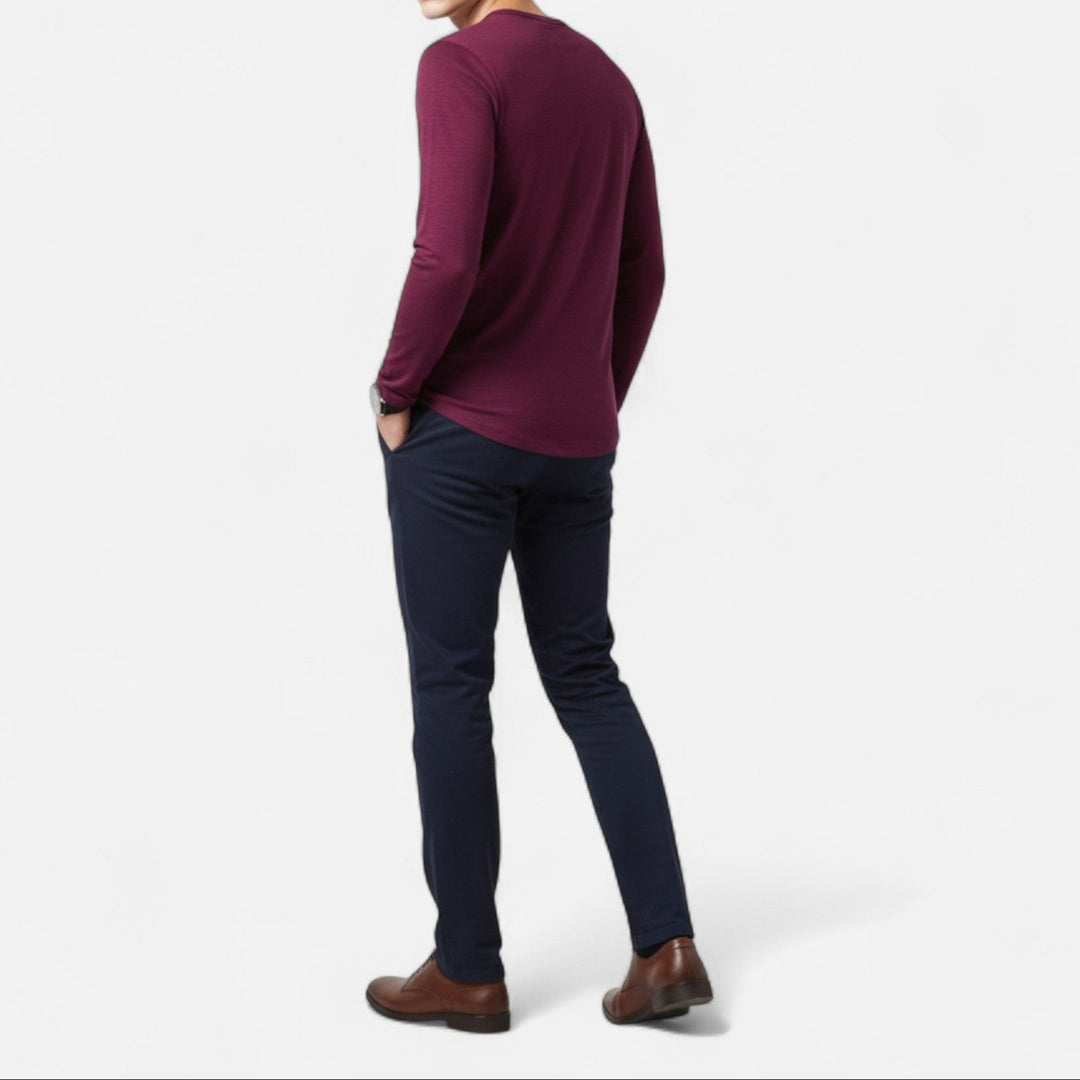 Hochwertiges Herren-Freizeitshirt, das Eleganz und Bequemlichkeit vereint.
