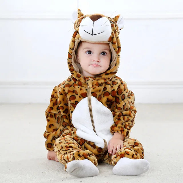 Niedliches Einhorn-Tierkostüm aus weichem Plüsch für Babys, perfekt für Verkleidung.