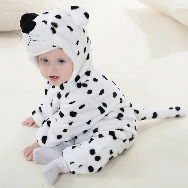 Baby-Löwen-Onesie aus kuscheligem Plüsch, bequem und süß für Fotoshootings.