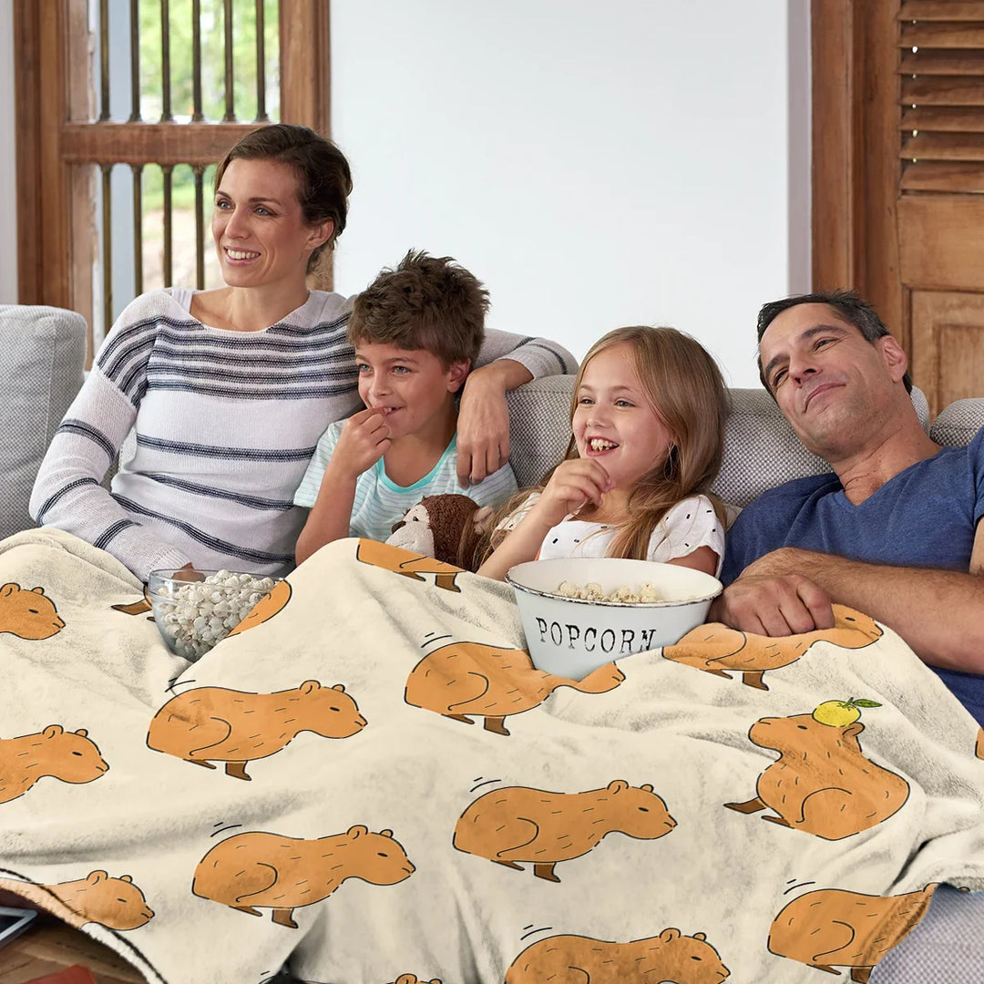 Stylische orange Capybara Fleecedecke für Sofa & Bett. Gemütliche Flanell-Wurfdecke, perfekt zum Einkuscheln für Tierliebhaber.
