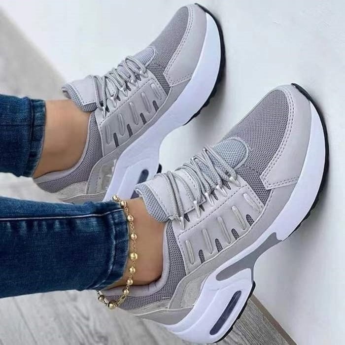 Orthopädische Damen Komfortschuhe, atmungsaktiv und stützend für gesunde Füße & hohen Gehkomfort im Alltag.