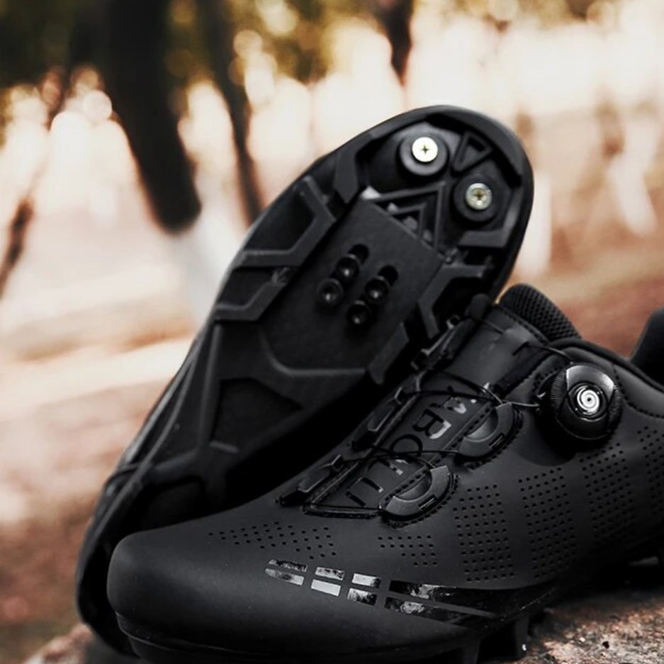 Orthopädische Herren Radschuhe mit Komfort und Stabilität