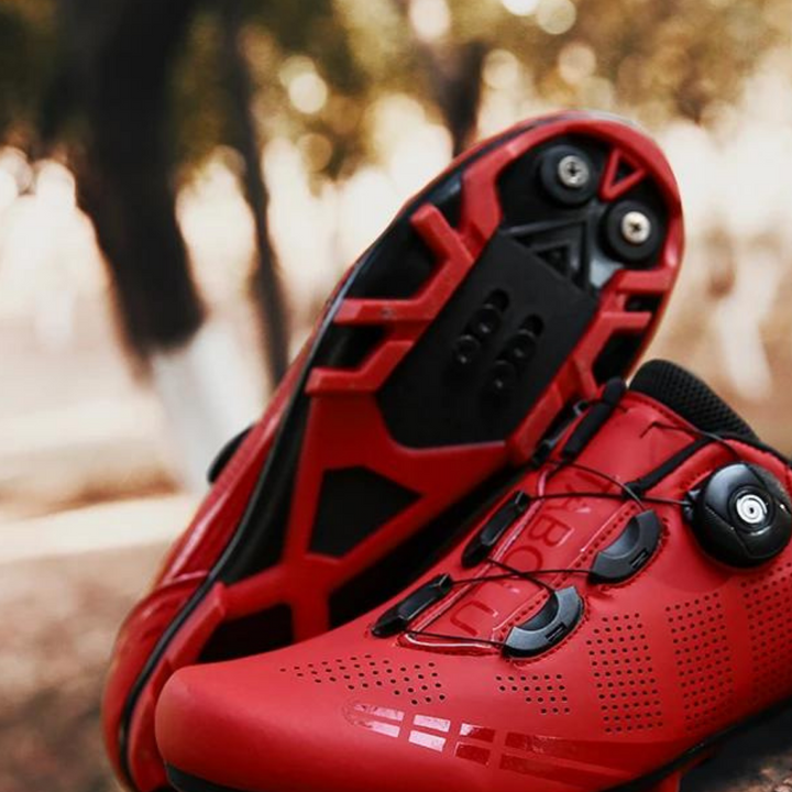 Orthopädische Herren Radschuhe mit Komfort und Stabilität