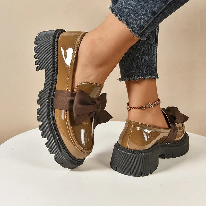 Trendige Damen Plateauschuhe, bequeme Alltagsschuhe mit einzigartiger Schmetterlingsschleife.