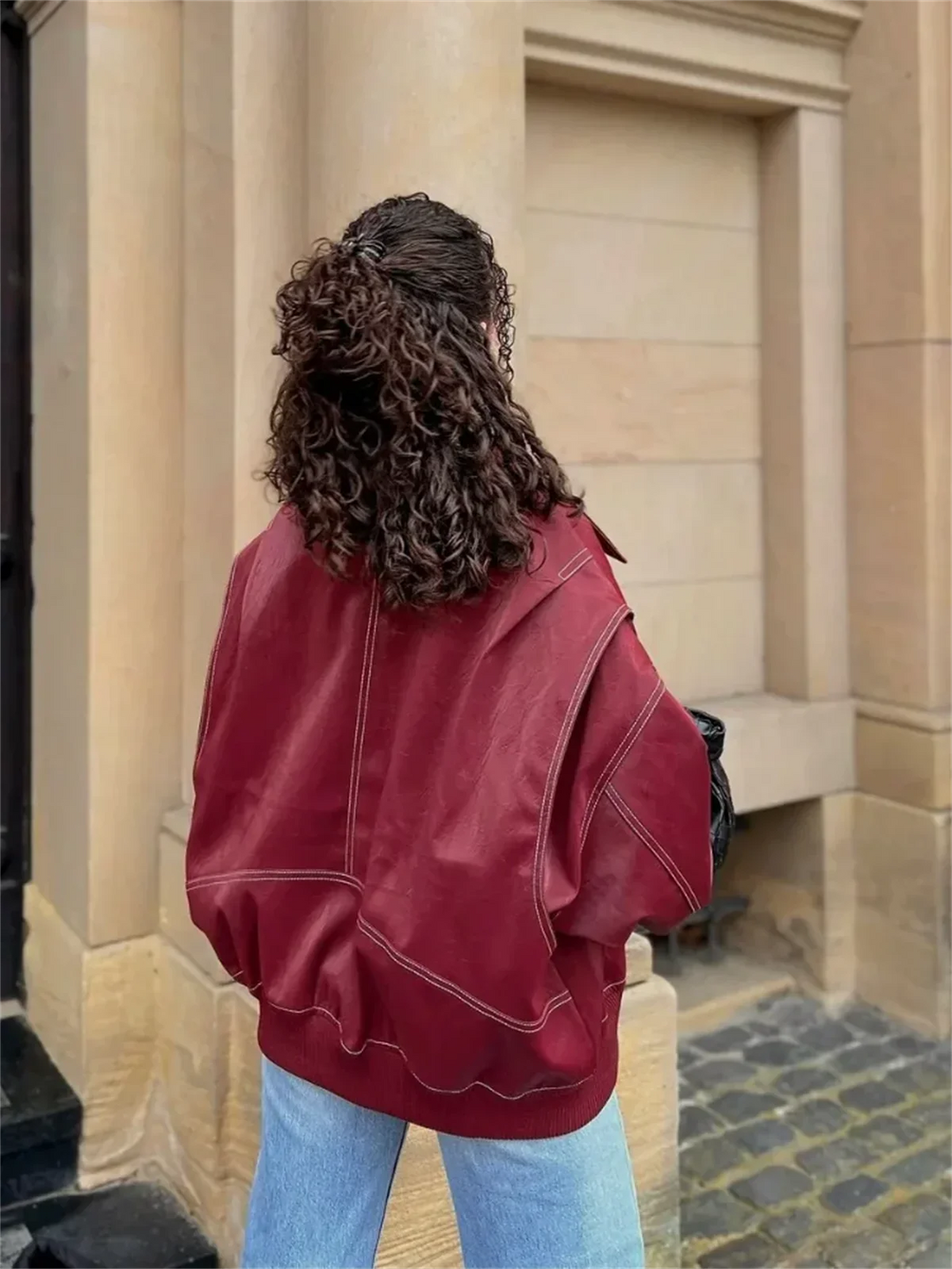 Bequeme, alltagstaugliche Damen Freizeitjacke, robust und stilvoll, ideal als Übergangsjacke für jeden Tag.