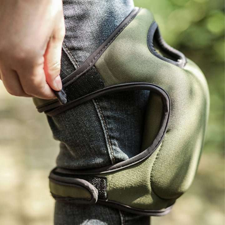 Unisex Knieschoner in Schwarz für komfortablen Knieschutz bei allen Gartenarbeiten. Robust & langlebig.