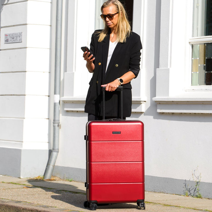 Stilvoll & Robust: Mehrfarbiges 3-teiliges Reisekoffer-Set mit Hartschale. Für Damen & Herren.