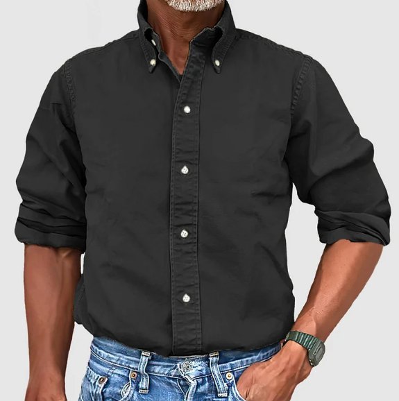 Elegantes Businesshemd für Herren in klassischem Schnitt, ideal für formelle Anlässe und stilvolle Auftritte.