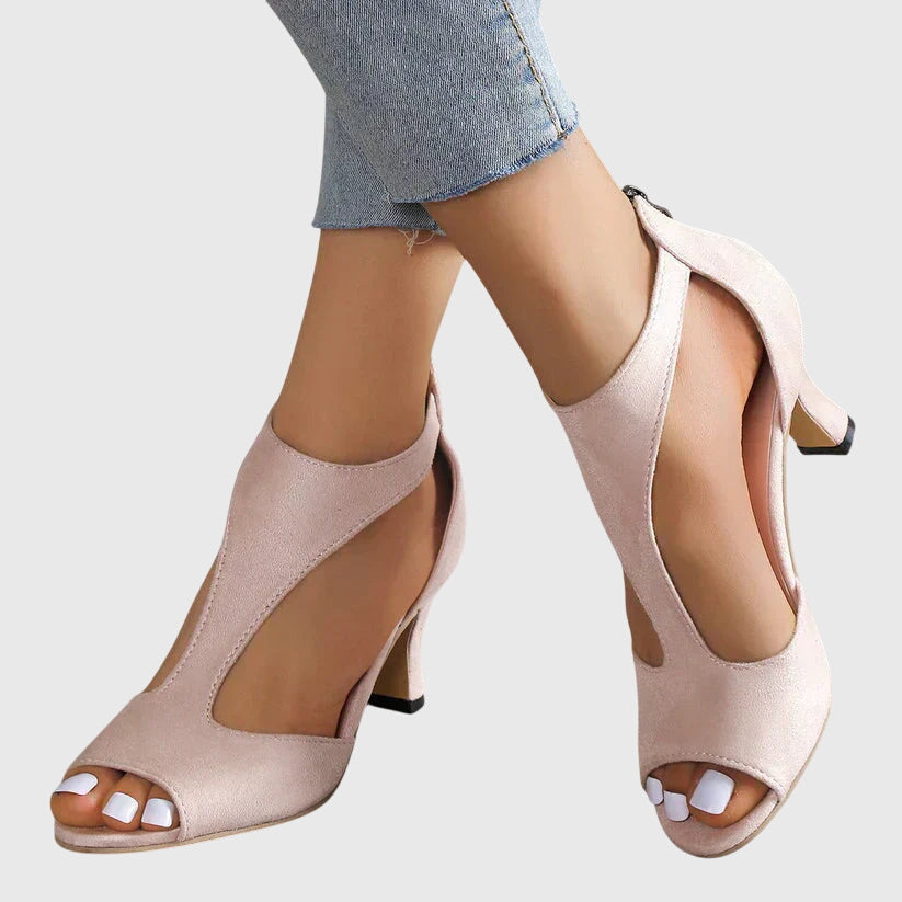 Rosa Damen Cutout Sandalen. Elegante Frühlings- & Sommerschuhe mit offener Spitze und Komfort für warme Tage.