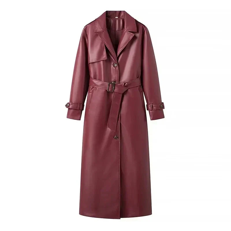 Eleganter roter Trenchcoat für Damen mit stilvollen Schnürungen – ideal für Herbst & Winter.