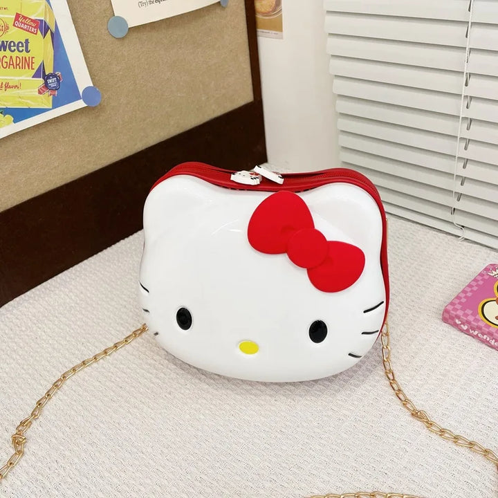 Offener Kinder Hartschalenkoffer Osaka mit Innenfächern und Packgurten für ordentliches Packen.