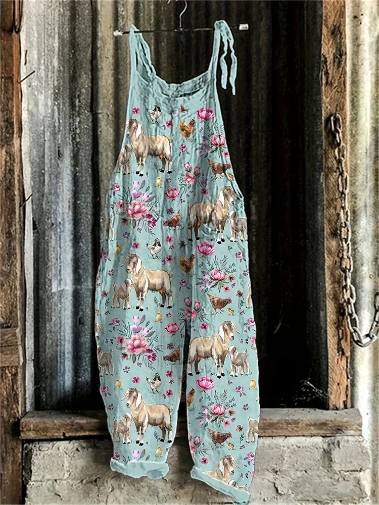 Lockerer Jumpsuit mit bunten Blumen im Sommer