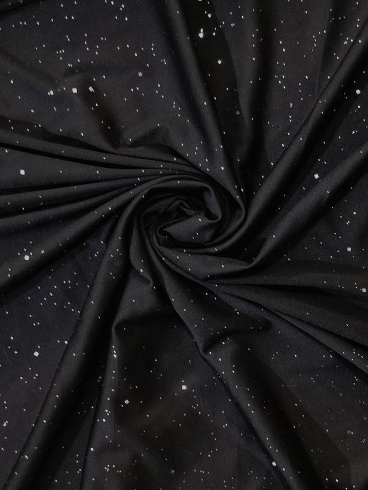 Schwarze High Waist Damen Schlaghose mit Glitzer-Effekt. Perfekt für elegante Abende.