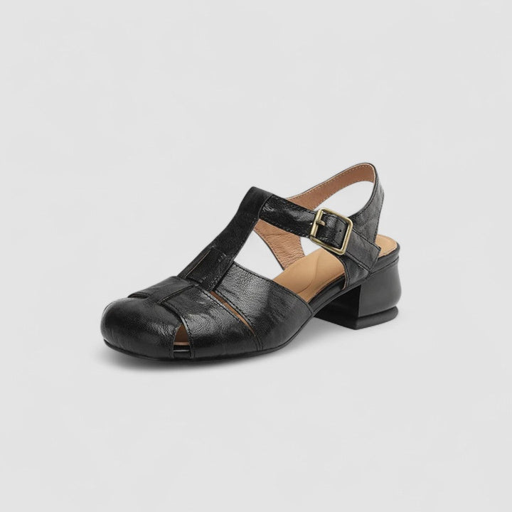 Elegante Damen Komfortschuhe. Mary-Jane Slipper in Schwarz mit bequemer Passform und orthopädischer Funktion.