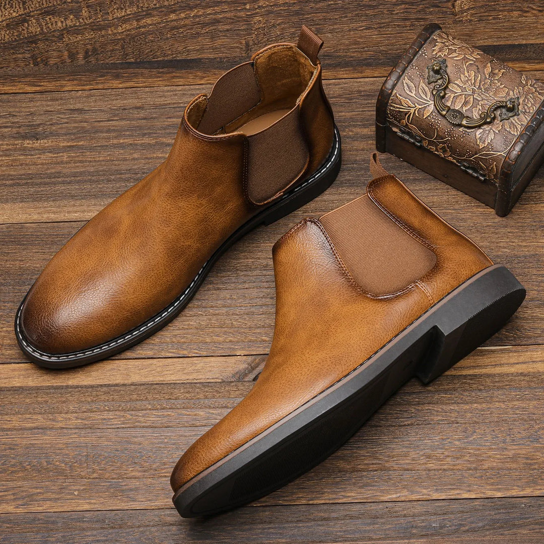 Handgefertigte Herren Chelsea Stiefel aus hochwertigem Leder, klassisches Design für jeden Mann.
