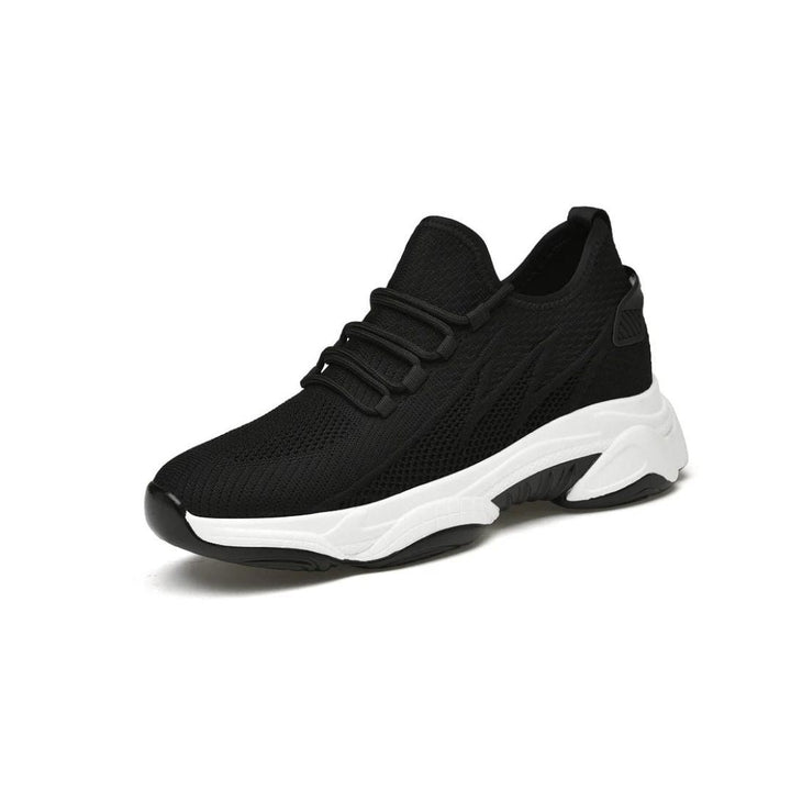 Moderne schwarze Herren Sneakers, mit dezenter unsichtbarer Höhenzunahme, sehr bequem zu tragen.