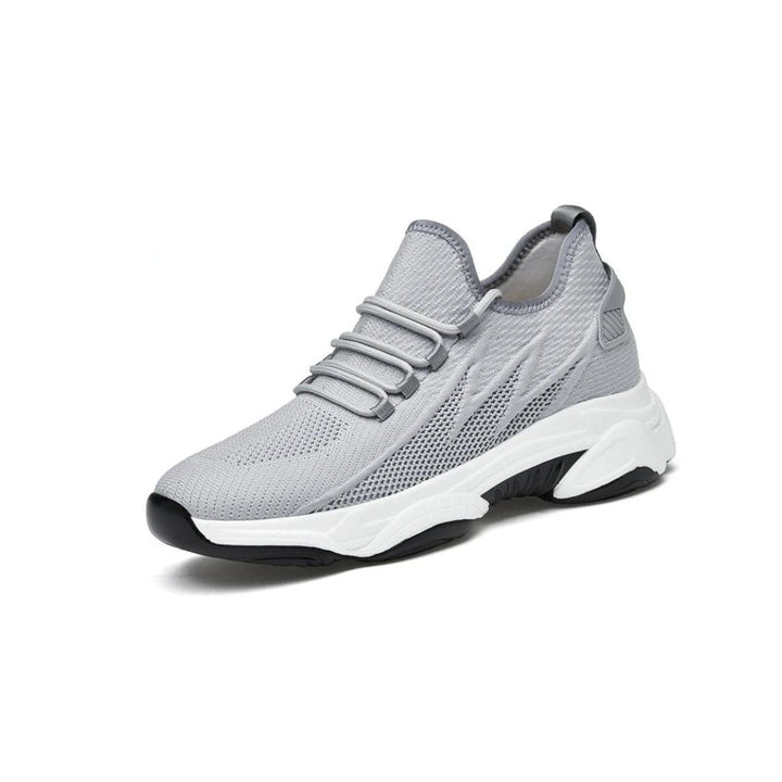 Weiße Herren Athletic Schuhe, ganzjährig tragbar, mit unsichtbarem Höheneffekt und gutem Halt.