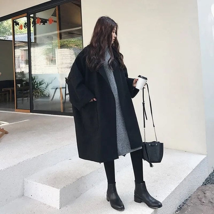 Bequemer Damen Oversize Trenchcoat, modische Eleganz für stilbewusste Frauen. Ideal für Outdoor und Alltag.
