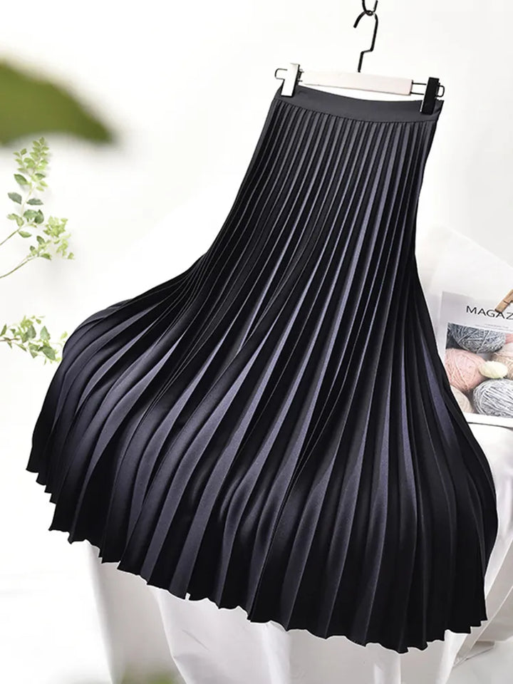 Stilvoller plissierter Maxirock für Damen, elegant & vielseitig. Perfekt für Casual- oder Frühlings-Looks.