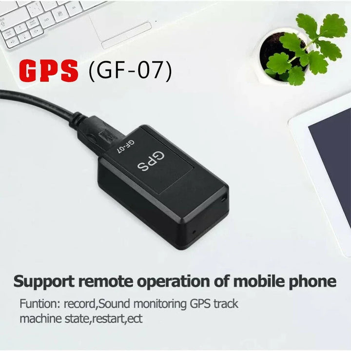 "Schwarzer Mini-GPS-Tracker mit Magnet zur Fahrzeugverfolgung, kompakt, weltweite Abdeckung, einfache Befestigung."