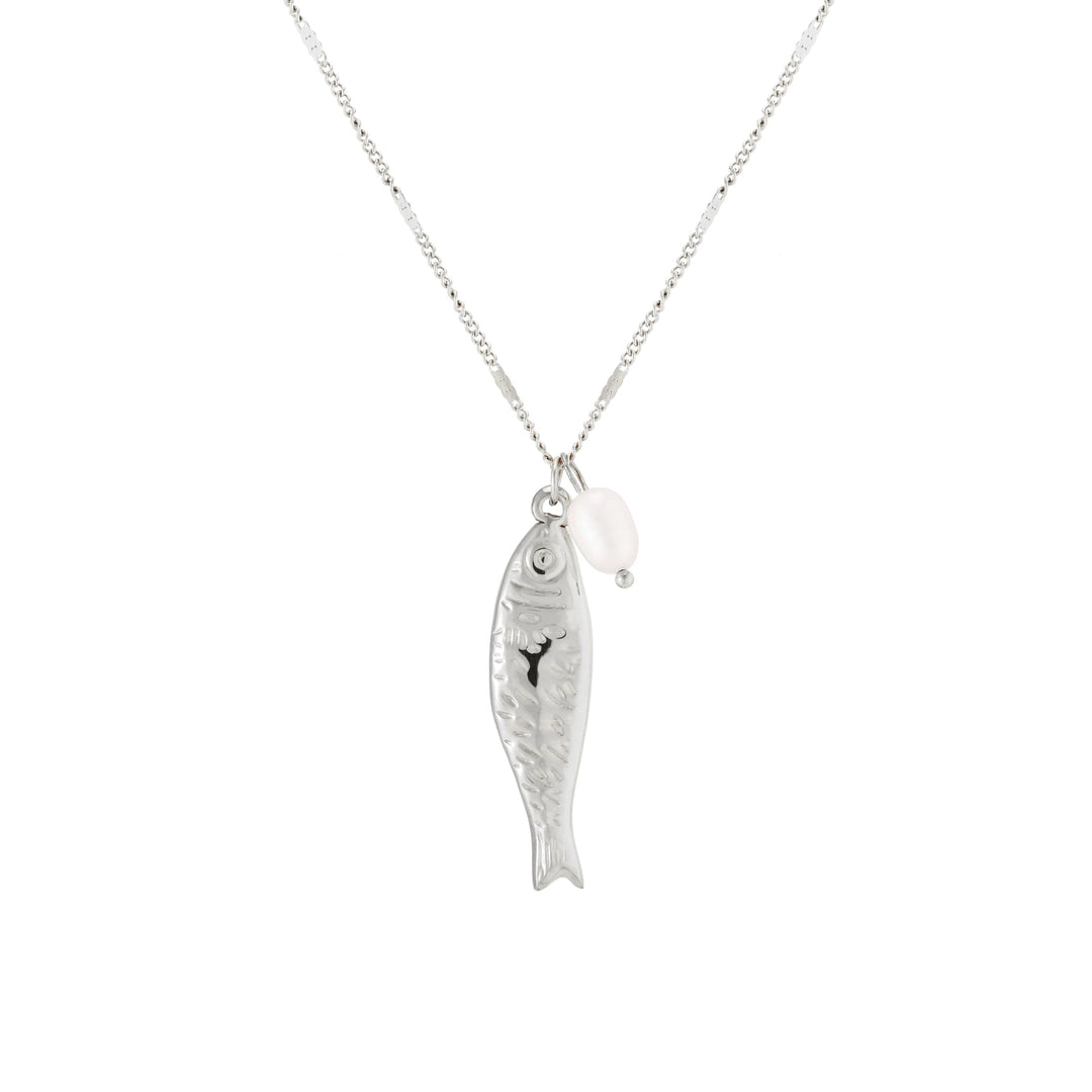 Stilvolle Kette mit maritimem Fisch Anhänger und edler Perle für Damen