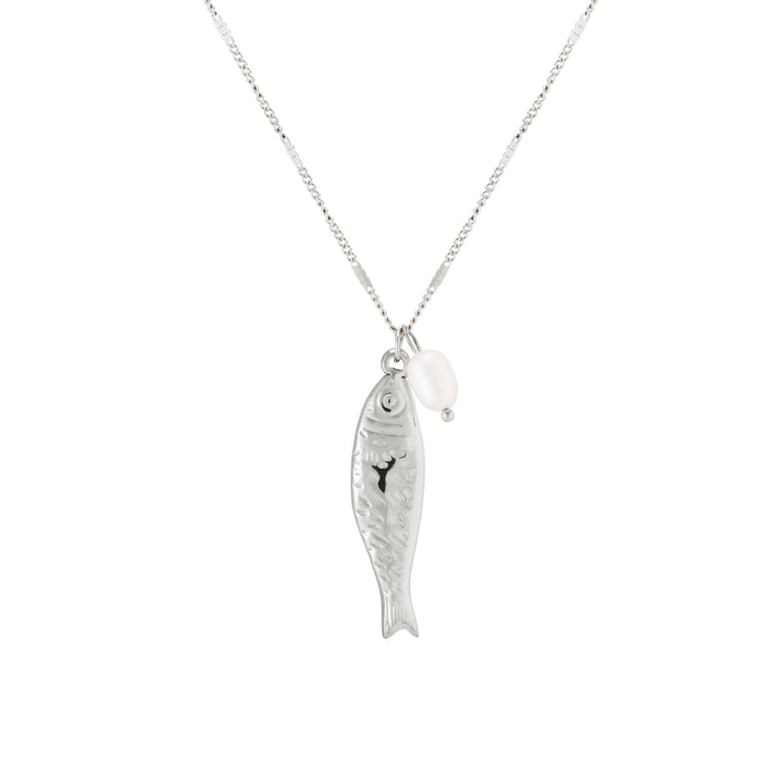 Stilvolle Kette mit maritimem Fisch Anhänger und edler Perle für Damen