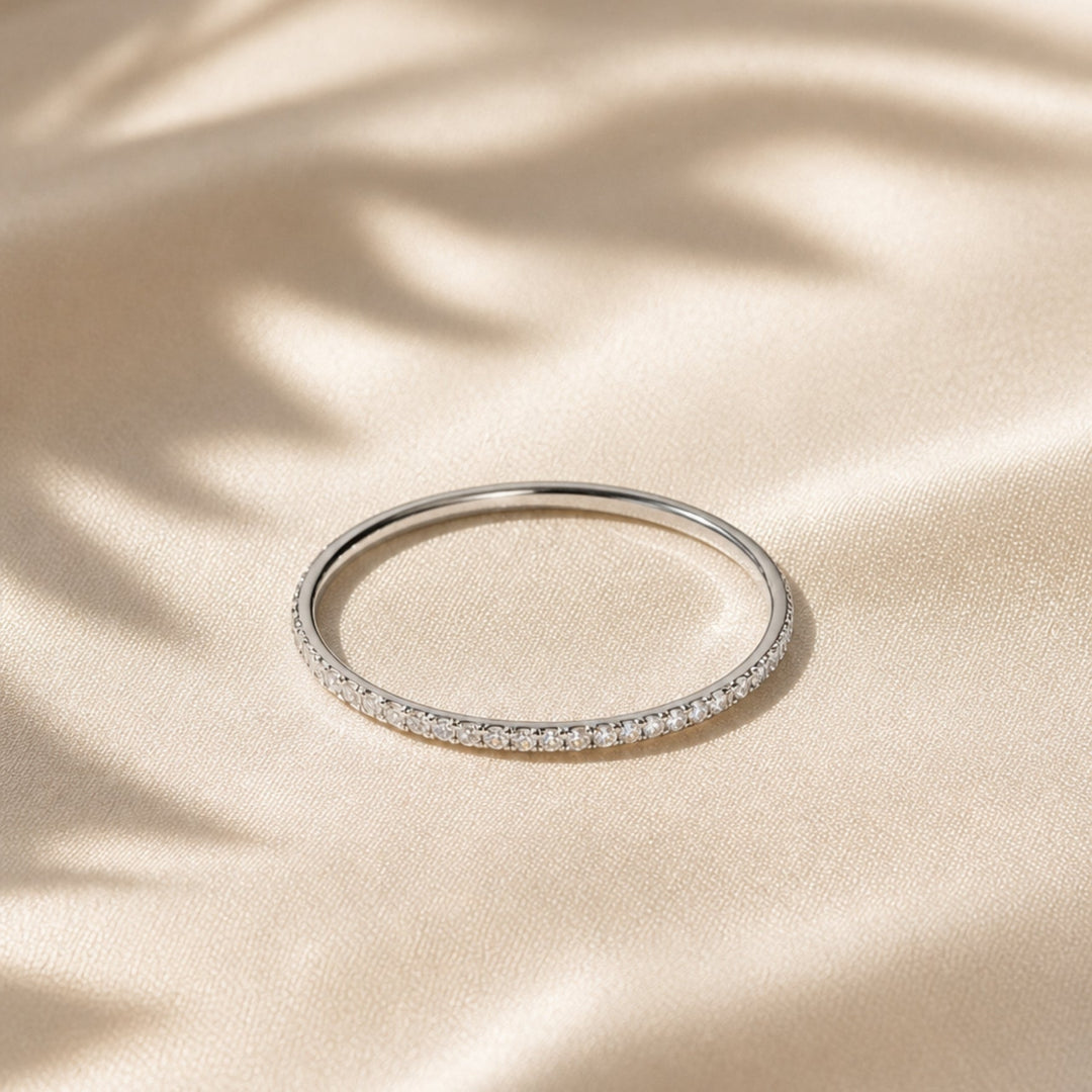 Zwei Stacking Ringe für Damen aus Edelstahlschmuck, glänzend