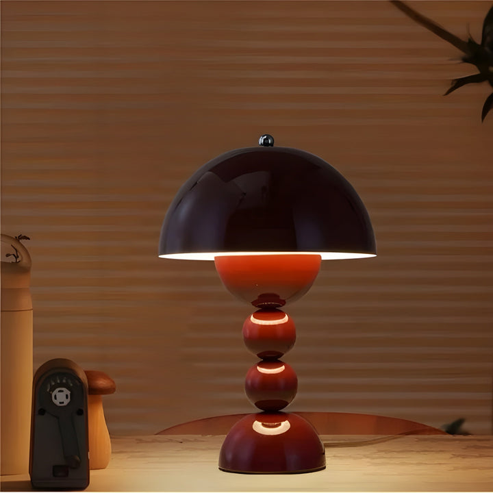 "Skandinavische Tischlampe mit dimmbarer LED, weiß, klarer Stil, ideal für Schlafzimmer oder Wohnzimmer, energieeffizient."