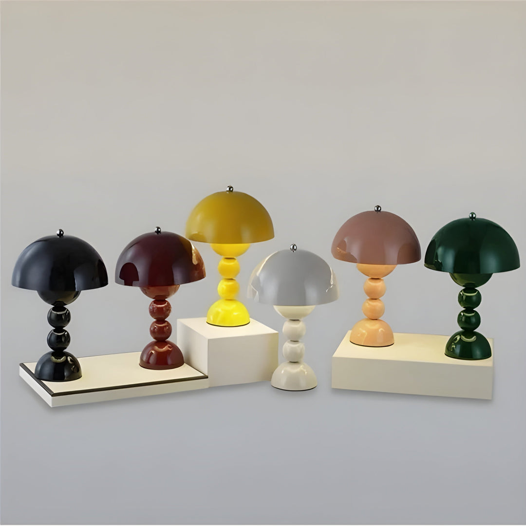 "Skandinavische Tischlampe mit dimmbarer LED, weiß, klarer Stil, ideal für Schlafzimmer oder Wohnzimmer, energieeffizient."