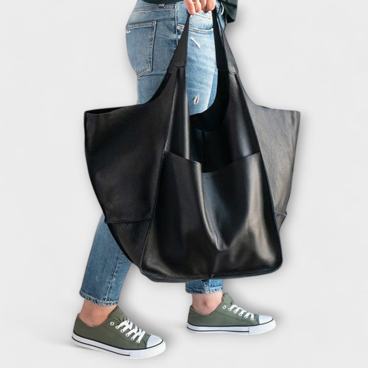 Detailaufnahme des Materials der Damentasche Arwen in hoher Qualität