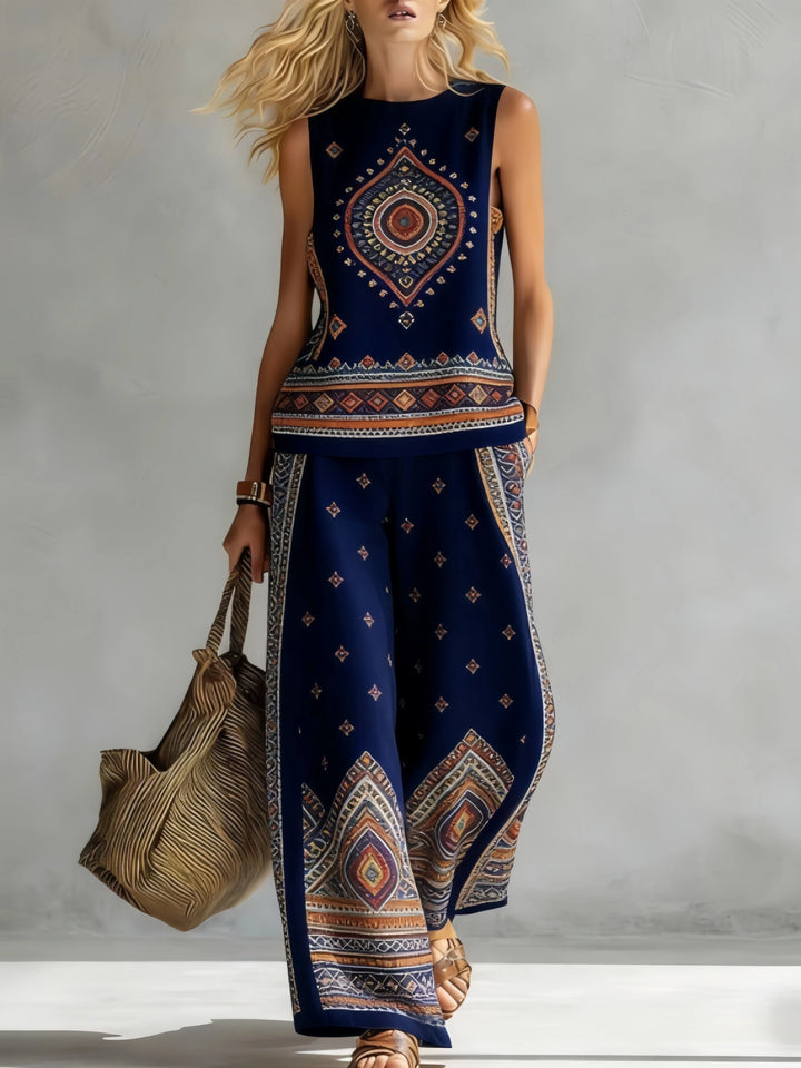 Moderne Strandmode für Damen, schickes Urlaubsoutfit im Boho-Stil