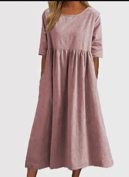 Einfaches & elegantes Damen Kurzarmkleid mit Rundhals und Taschen. Vielseitig kombinierbar.
