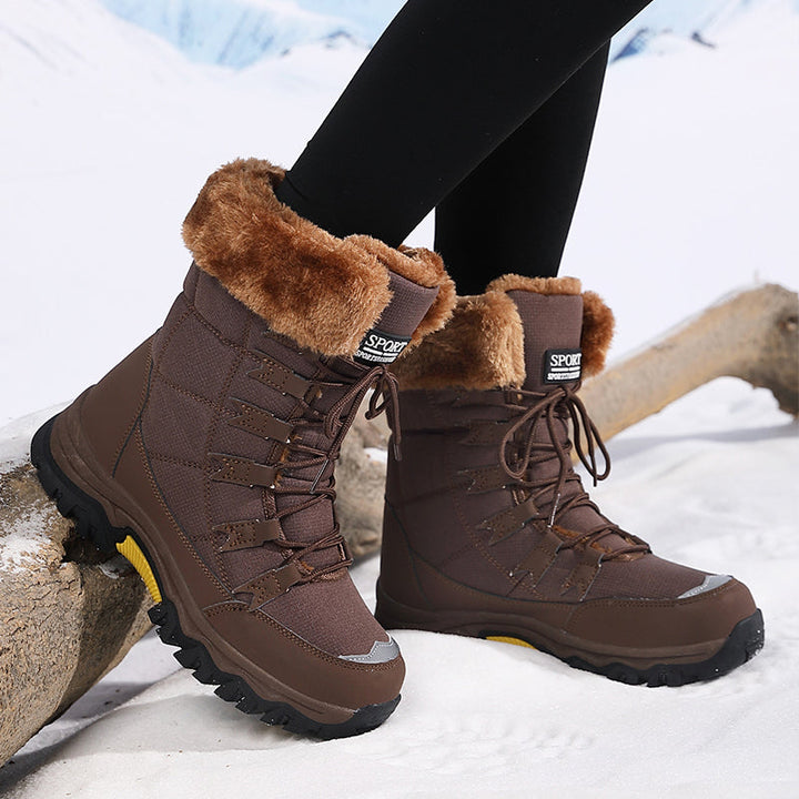 Robuste Damen Outdoor-Winterstiefel, wasserdicht & rutschfest. Ideal für Spaziergänge im Schnee oder Eis.