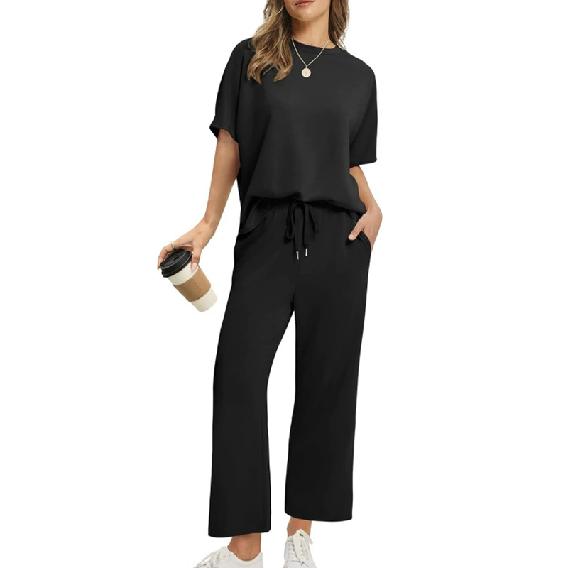 Damen zweiteiliges Set in klassischem Schwarz