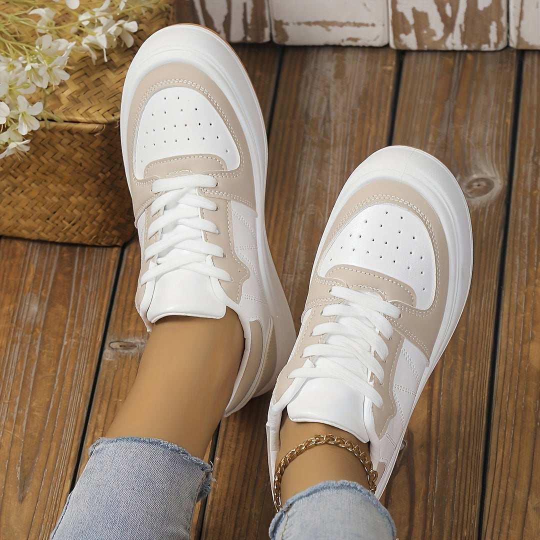 Stilvolle Damen Farbblock-Sneakers mit Schnürung. Bequeme, rutschfeste Ganzjahresschuhe für Alltag & Freizeit.