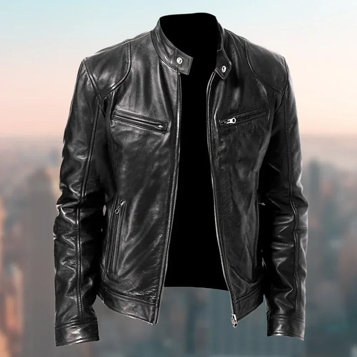 Stilvolle Herren Biker Bomber Moto Jacke aus Leder für den Herbst, robust und vielseitig kombinierbar.