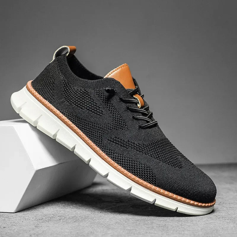 Klassische Lyon Herrenschuhe mit atmungsaktivem Design. Perfekte Freizeitschuhe, die stilvollen Komfort bieten.