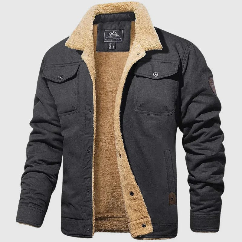 Modische Herren Winterjacke als Bomberjacke, dick gefüttert, robust, mit Reißverschluss.