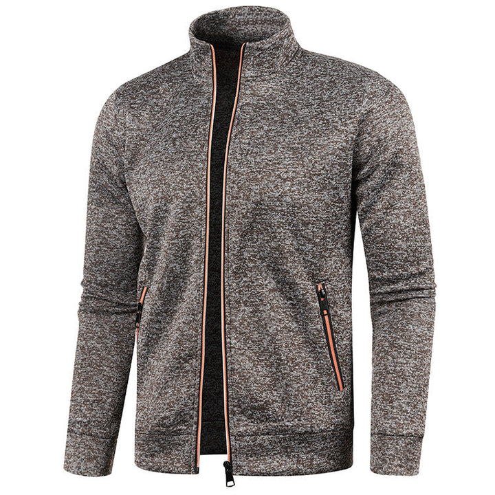 Moderne Herren Winterjacke im urbanen Stil, warm & elegant, perfekt für die Stadt im kalten Winter.