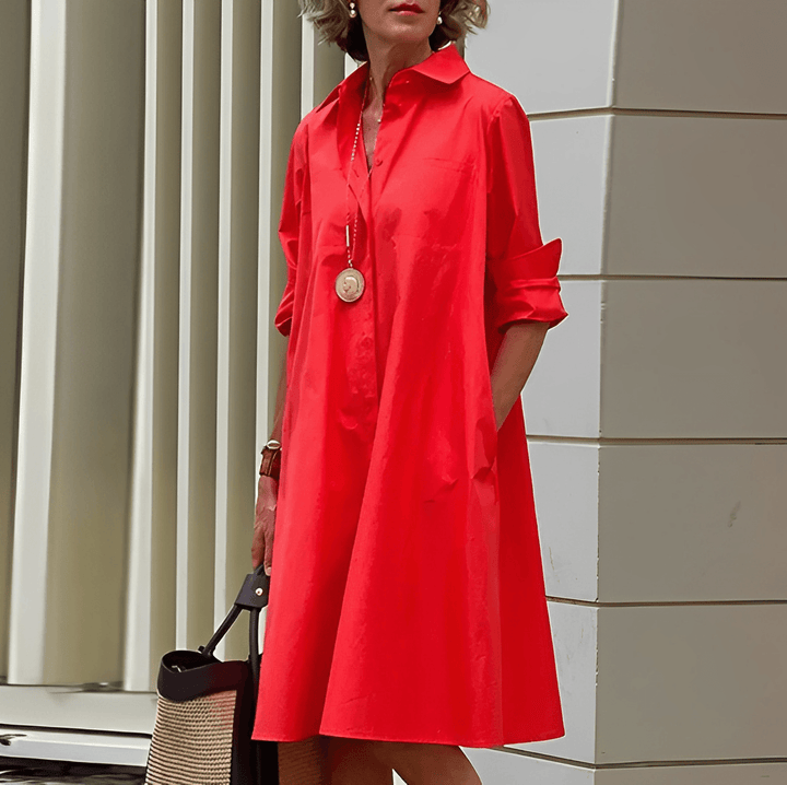 Elegantes Damen Übergangskleid für den Herbst mit Kragen, ideal für stilvolle Freizeittage.