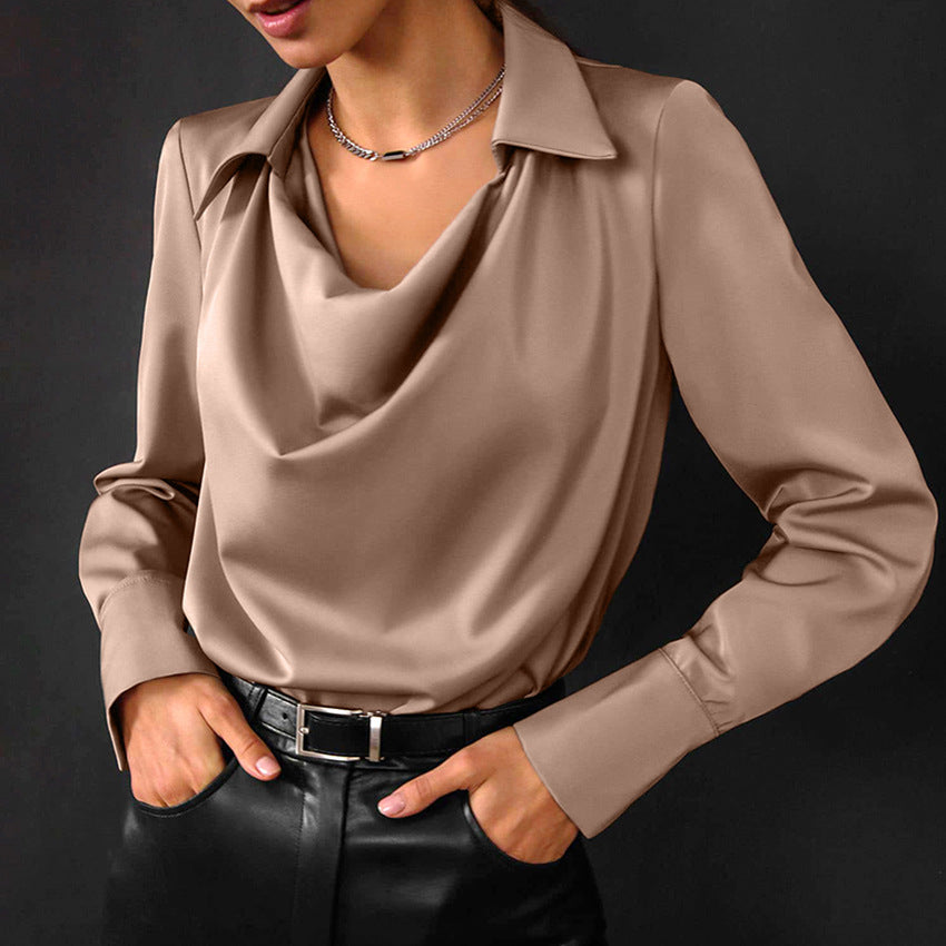 Damen Langarmshirt mit Wasserfallkragen in klassischer Unifarbe, elegant und komfortabel für jeden Tag.