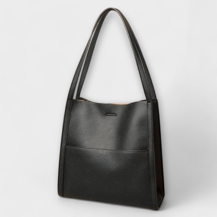 Vielseitige Damentasche mit Struktur, ideal als Schultertasche für eleganten Alltagslook.
