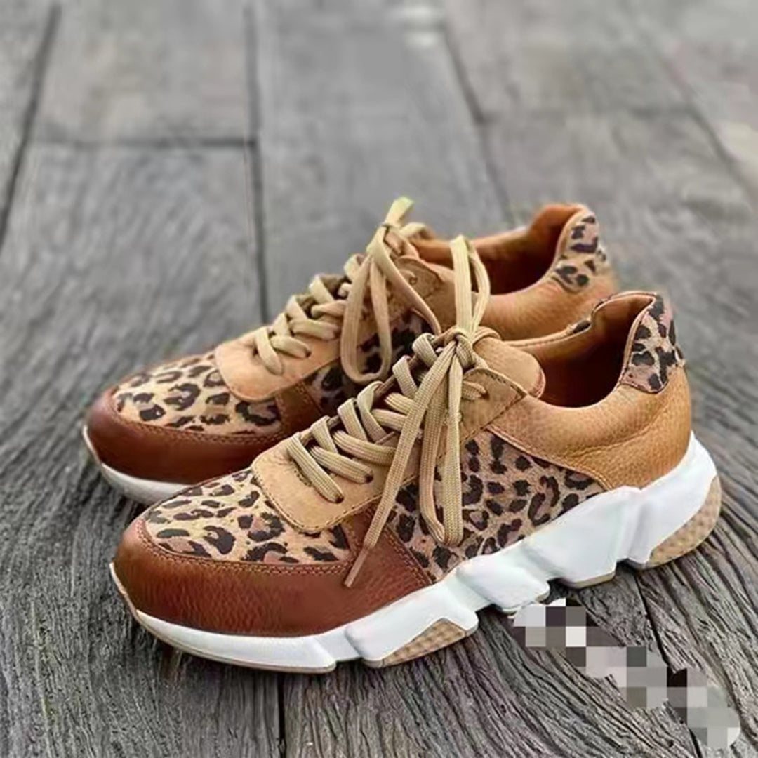 Moderne Damen-Freizeitschuhe mit Leopardenmuster & Schnürung, stylisch und bequem für Fashion.