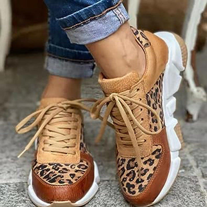 Bequeme Damen-Schnürschuhe mit Leopardenmuster, ideal für Frühling, Alltag & stylische Outfits.