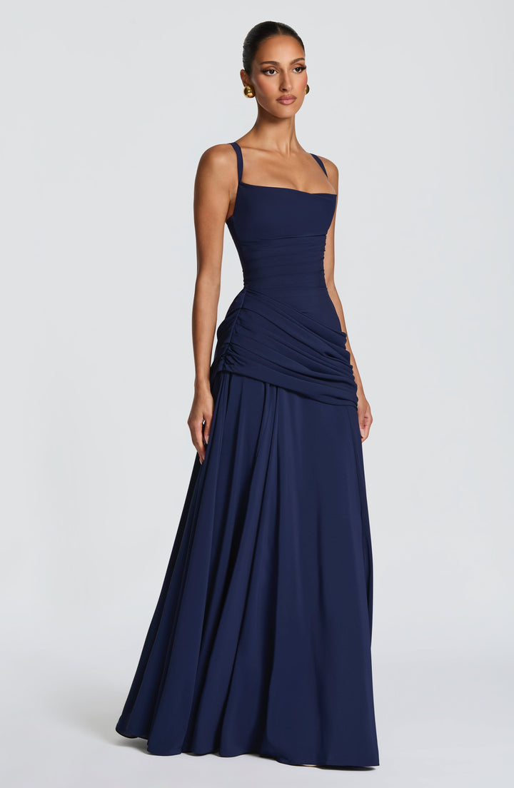 Damenkleid fließend geschnitten