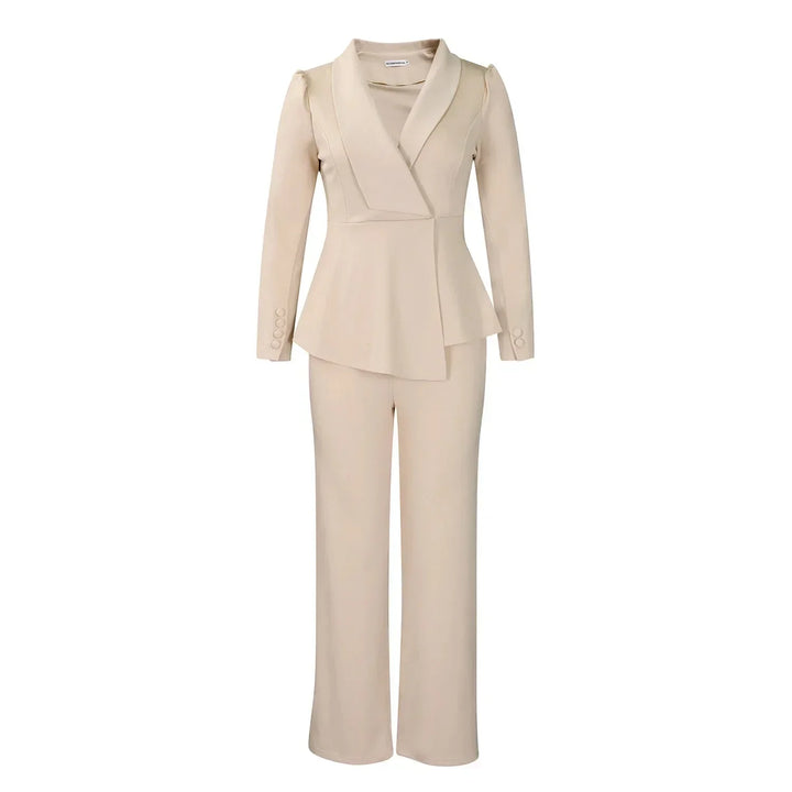 Komplettes Damen Anzugset: taillierter langer Blazer & Hose. Ideal für professionelle Business-Looks und Bürokleidung.